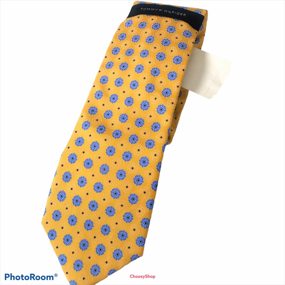Silk Tie NWT TOMMY HILFIGER Yellow w/ Blue Flowers